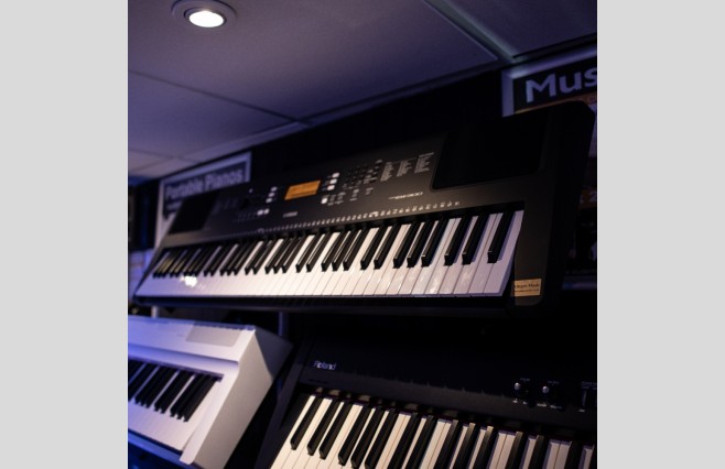 Used Yamaha PSR-EW300 Keyboard (SN:BBZM01094) - Image 7